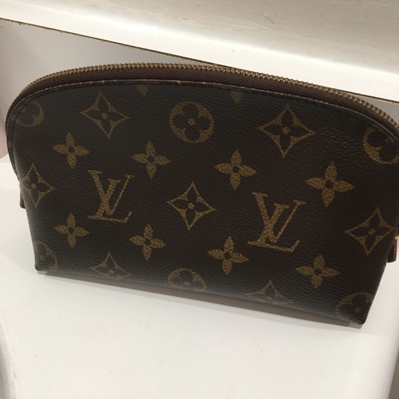Authentic Louis Vuitton Pouch - Picture 1 of 7